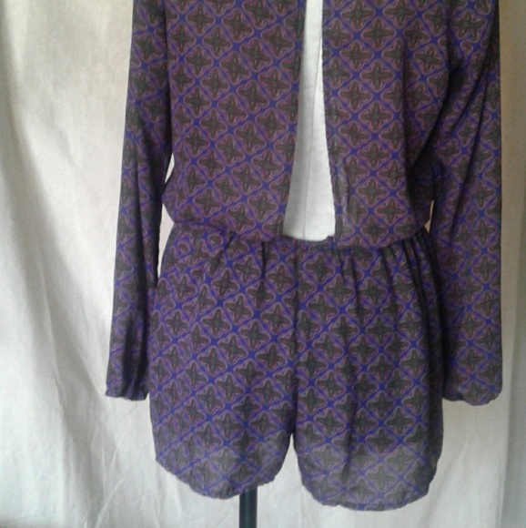 Lucca Couture open back long sleeve romper M - Picture 8 of 8